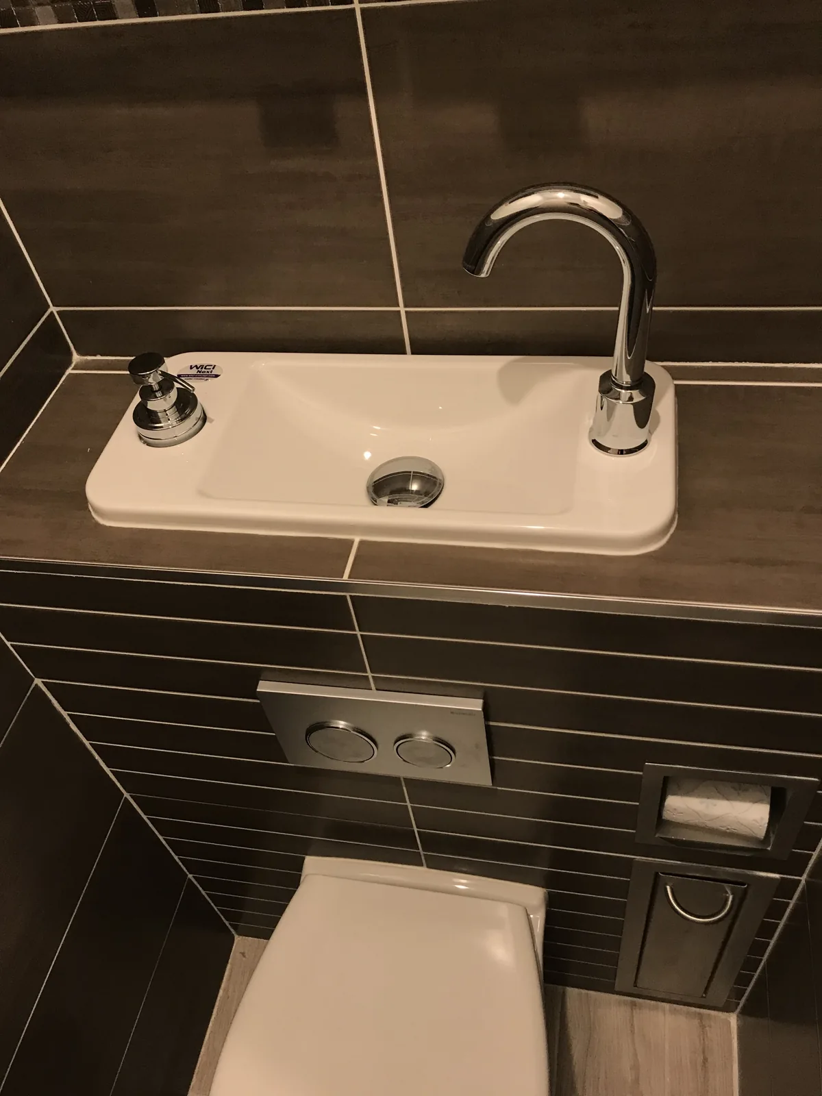 Lave-mains et sanitaires